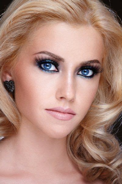 Inspiration Les 20 Meilleures Exemples Maquillage Mariée Blonde Yeux Bleu Noscrupules