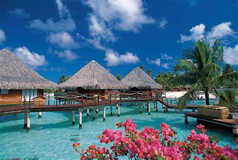 5 Seriously Stunning Overwater Bungalows Goway