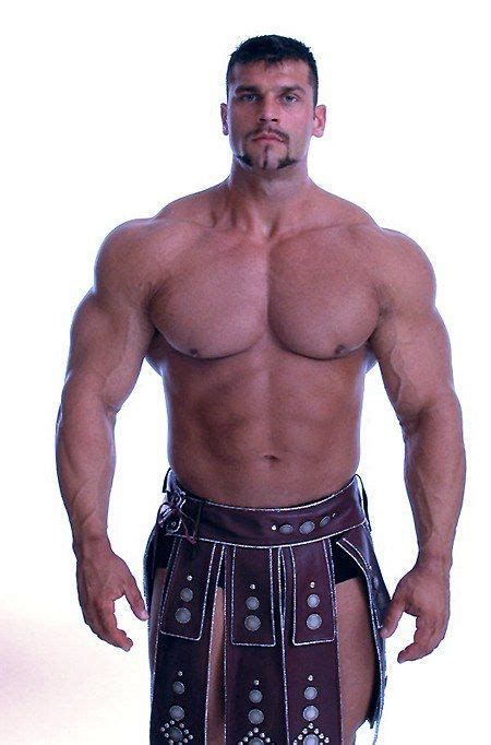 Hominid Muscle Hunks Gladiators Centurion Male Poses Xtreme