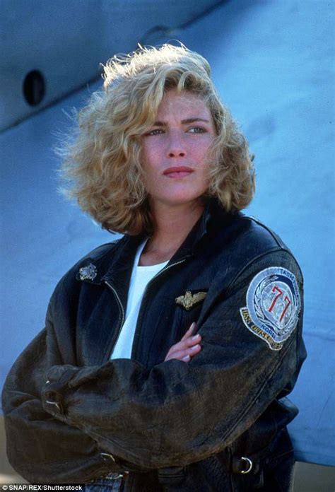 Kelly Mcgillis Makes Rare Public Appearance 32 Years After Top Gun