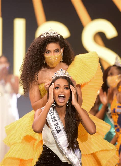 Photos Show The Emotional Moment Miss Mississippi Asya Branch Was Crowned The Winner Of Miss Usa