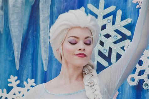 Frozen Disney Face Characters Disney Elsa Disney Queens