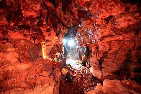 Safe Spelunking Tips For Beginning Cavers The Daily Universe