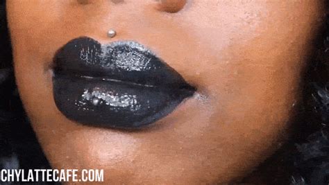 Applying Black Liquid Lipstick 720 Hd Chylatte Fetish Cafe Clips4sale