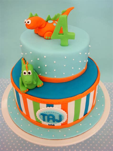 See more ideas about dinosaur birthday, dinosaur birthday party, dino birthday. butter hearts sugar: Dinosaur Birthday Cake