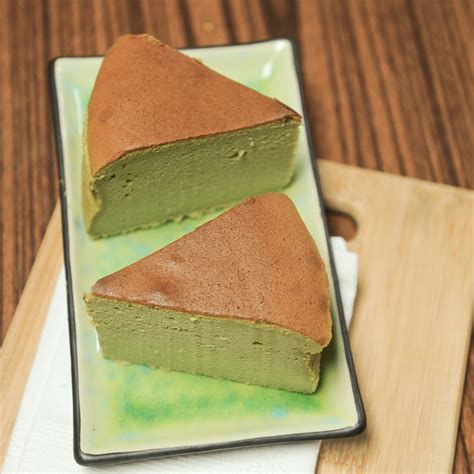 8″ Japanese Matcha Cheesecake Fay Da Bakery