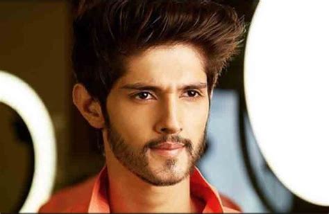 Rohan, son of vinod mehra, debuted in baazaar. Rohan Mehra Family Wife Son Daughter Father Mother ...