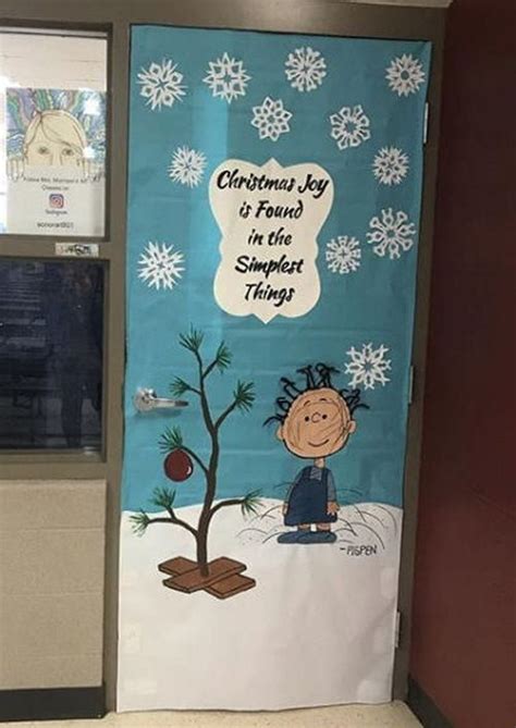 68 Amazing Classroom Doors For Winter And The Holidays Christmas