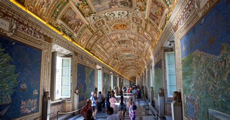 Best Of The Vatican 3 Hour Small Group Tour Getyourguide