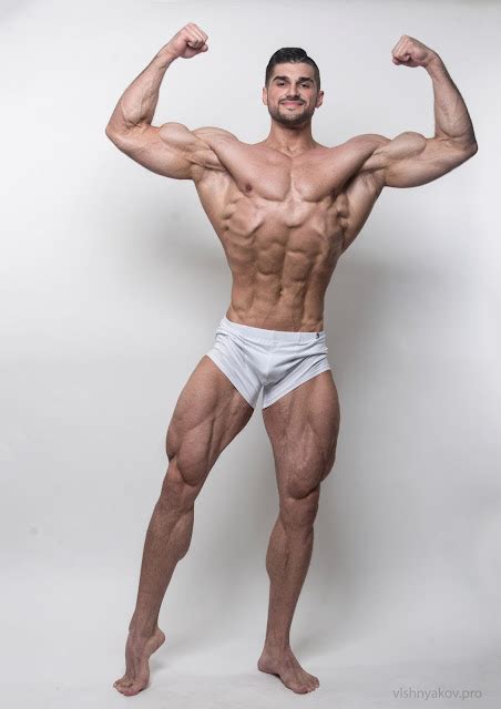 Russian Ifbb Pro Bodybuilder Artyom Puchkov Worldwide Body Builders