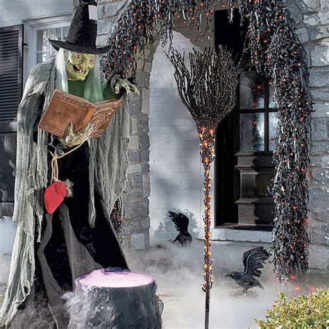 1pc Pre Lit Broomstick Led Luminous Halloween Witch Broom Creative