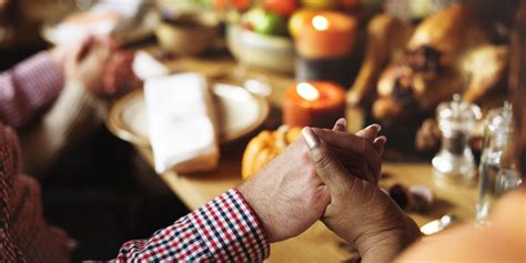 15 Best Thanksgiving Prayers Lovely Gratitude Prayers For Families At