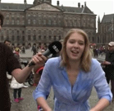 Blouse Water Tv Gif Find On Gifer