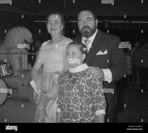 Feb 4 2008 Hollywood California Us 5172sebastian Cabot With Wife Kay And Daugher