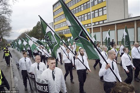 The Moment Brave Tess Asplund Stands Up To More Than 300 Swedish Nazis In Borlange Daily Mail