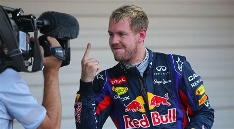 The last few races of that season he kept telling his team how much he loves them, how they have to remember those days and did things like this. Grattis Sebastian Vettel till fjärde raka VM-titeln ...