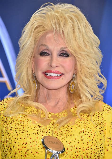 Dolly Parton Plastic Surgery: What Has She Gotten Done?