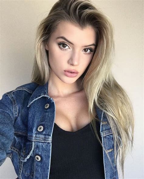 Picture Of Alissa Violet