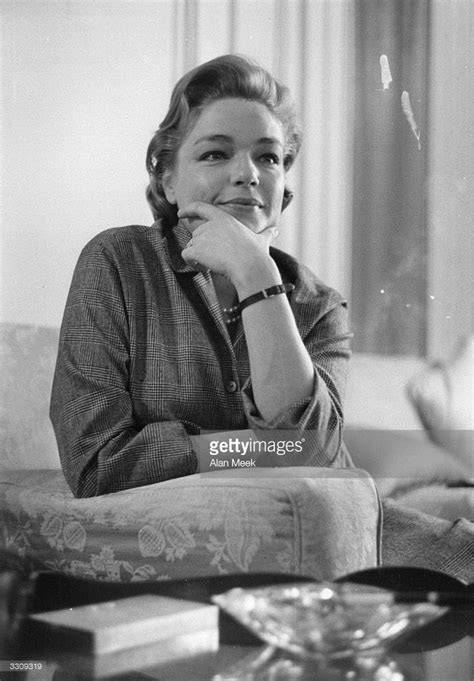 Pictures Of Simone Signoret