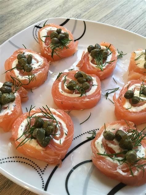 Smoked Salmon With Dill Cream Cheese And Capers Rketorecipes