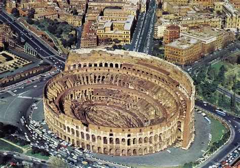 The Colosseum Romes Famous Arena Ecotravellerguide