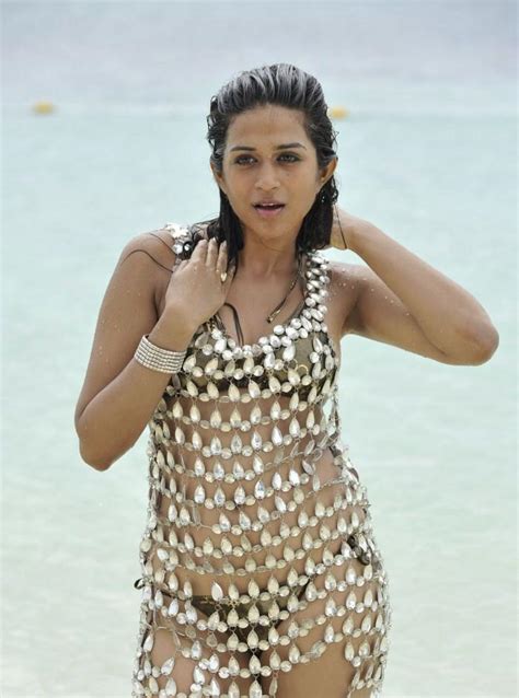 Bollywood Hollywood Lip Lock Shraddha Das Hot Bikini Pics
