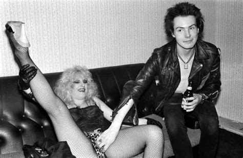 The Short And Tragic Romance Photos Of Nancy Spungen And Sid Vicious
