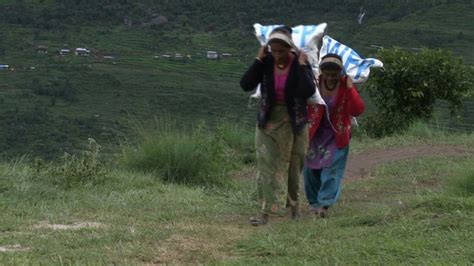 Nepal Quake Survivors Turn Porters To Deliver Aid