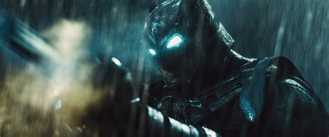 Jason Momoa Aparece Pela Primeira Vez Como Aquaman De Batman E