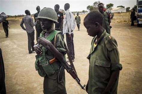 Lunicef Recense Dix Milles Enfants Soldats Au Soudan Du Sud