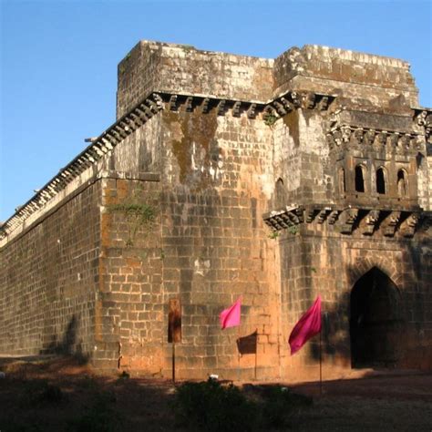 Visit Mahuli Fort The Urban Fort Of Konkan Area 2020