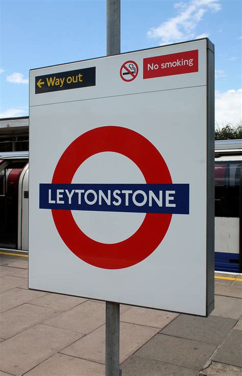Leytonstone Underground Station Modern Roundel Bowroaduk Flickr