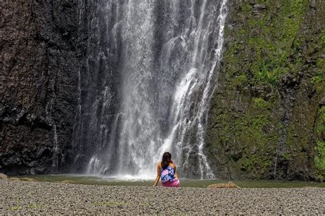 Einmal Rund Um Tahiti Wasserfälle Tempel Und Eine Mächtige Surf Welle