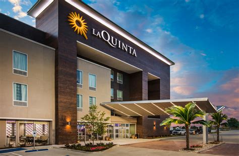 Vergelijk beoordelingen en vind deals voor hotels in met skyscanner hotels. HNN - La Quinta's Q1 RevPAR helped by hotels in oil tracts