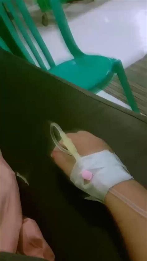 Hospita Story In SKCH Lahore Video Hospital Admit Hand Pics Girl Hand With Drip In Hospital