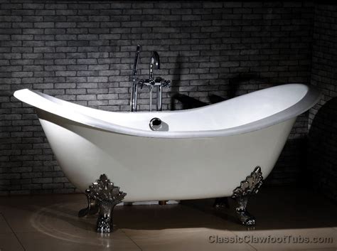 Includes ball and claw feet for freestanding use. 71" Cast Iron Double Ended Slipper Clawfoot Tub w/Lions ...