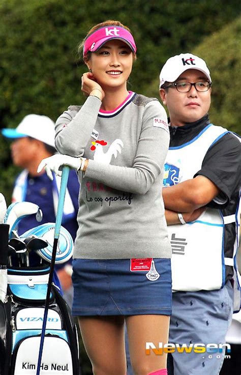 Seoulsisters Blogging About The Korean Women Golfers On The Lpga Golf Outfits Women Sexy