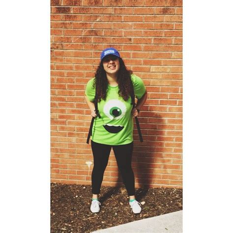 We did not find results for: Easy DIY Mike Wazowski costume. Face is painted on the plain green shirt. Hat was pu… | Diy mike ...