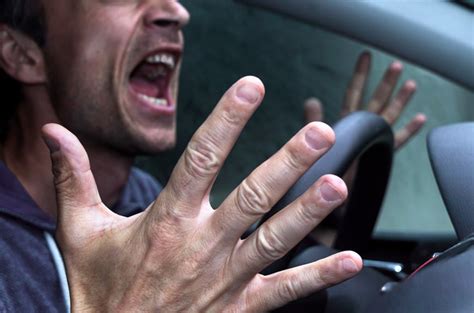 Top 10 Bad Driving Habits You Should Avoid Autodeal