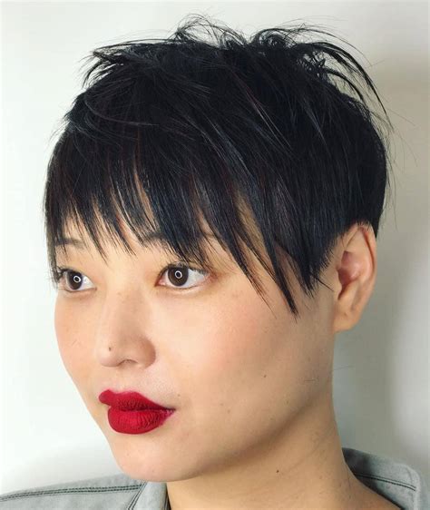 Check spelling or type a new query. Korean Short Haircuts for Round Faces - 15+