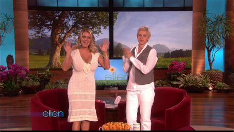 Jessica Simpson Cleavage On The Ellen Show 02 Gotceleb