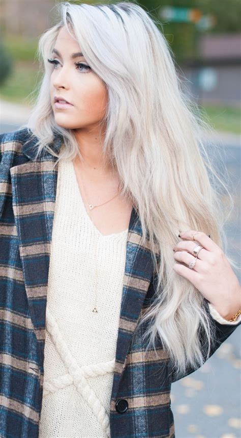 Get A Platinum Blonde Hair Color Dye To Look Seductive Styleswardrobe Com