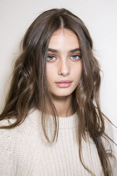 Whether embellished, slicked back, pulled high and tight or worn down in loose waves, the hairstyles on the spring runways all had one thing in common: Hair trends for 2015