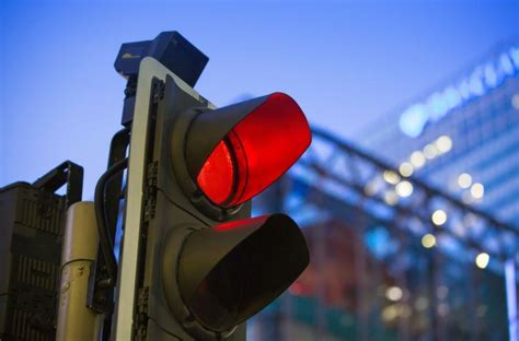 Traffic Light Cameras What You Need To Know Rac Drive