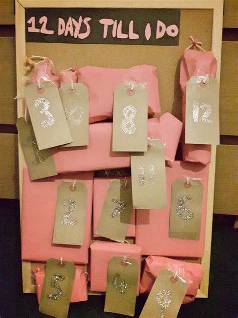 Gift wedding advent calendar : My wedding advent calendar that I made for my sister to ...