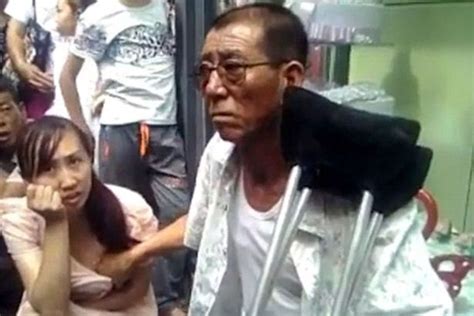 Mystic Man Claims He Can Tell Womans Fortune By Fondling Her Breast In