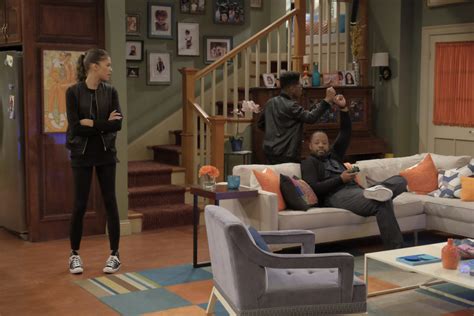 Kc Undercover Kc Undercover Season 2 Episode 8 ‘down In The