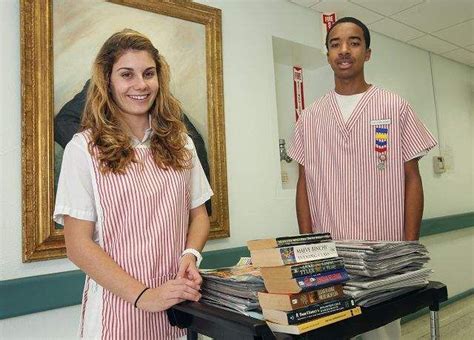 Candy Striper Uniforms Worn By Hospital Volunteers In The Us Candy Striper Dressy Fashion
