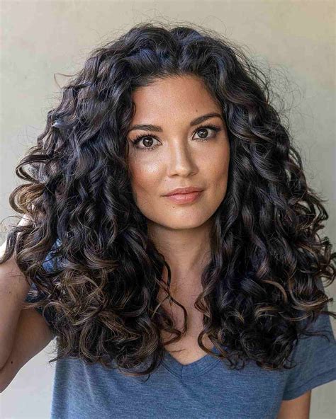 share more than 71 medium length layered curly hairstyles latest in eteachers