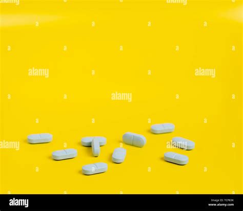 Ten Blue Pills Spread Out Stock Photo Alamy